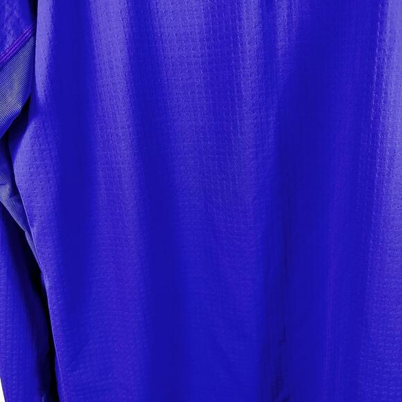 Woman long sleeve, front zippered cool blast shirt/jacket with mesh vents - Picture 2 of 8